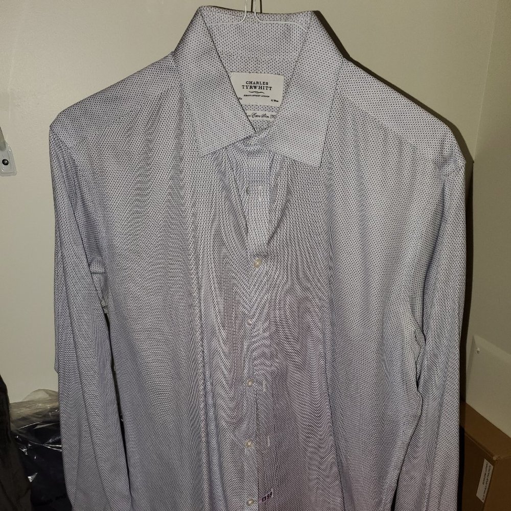 Charles Tyrwhitt Non-Iron Slim Fit Dress Shirt